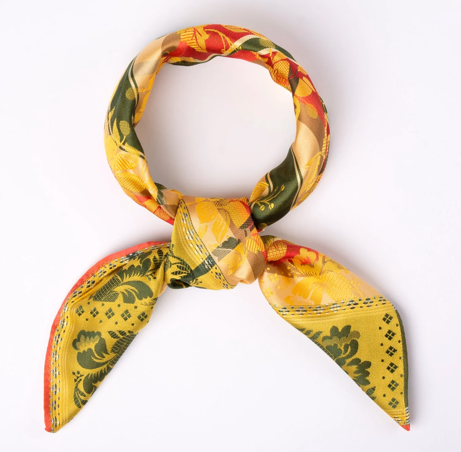 Gabriella Silkeskjerf Tyrihans